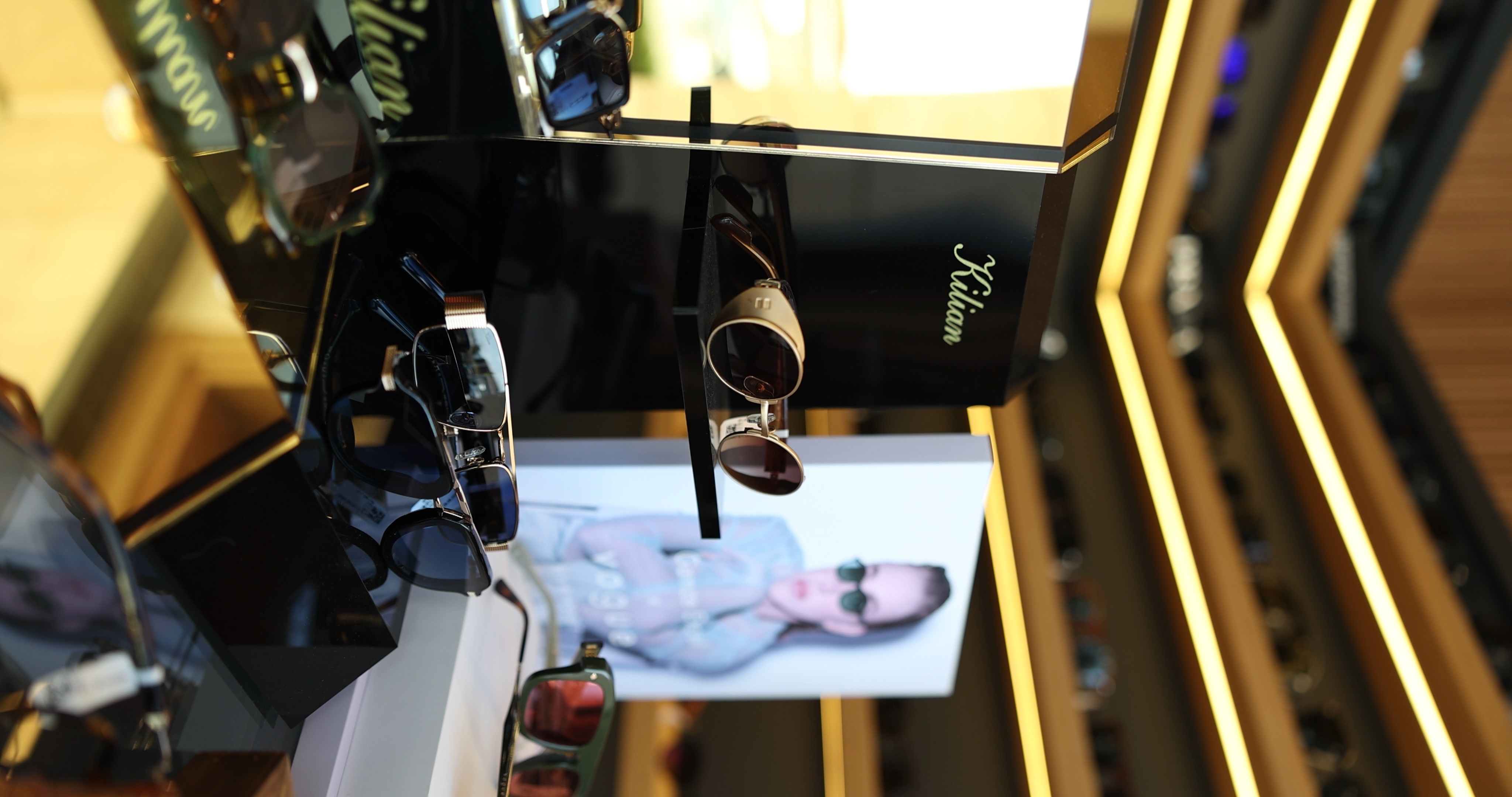 Gözlerinize Hak Ettiği Değer